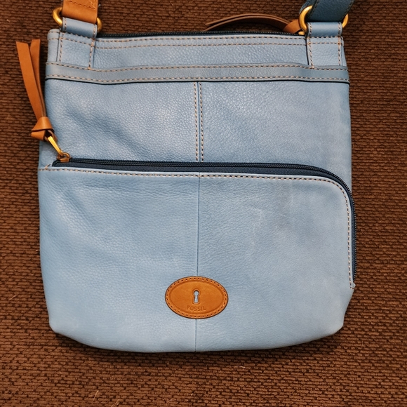 Fossil Crossbody - Picture 6 of 16